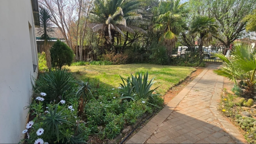4 Bedroom Property for Sale in Koffiefontein Free State